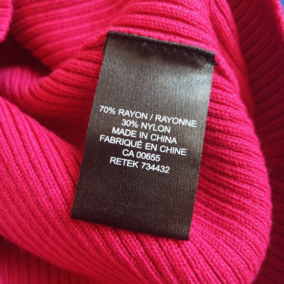 RW&CO Fuchsia Turtleneck Sweater, Size S - Picture 6 of 7